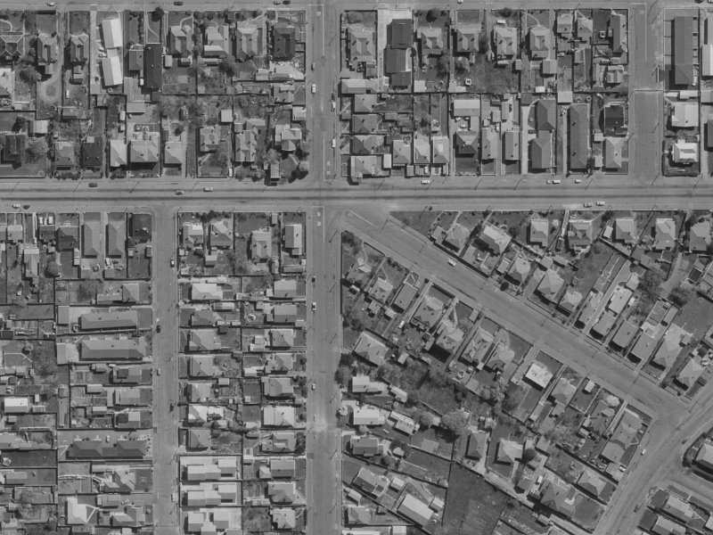 2/100 England Street from the air, 1970-1974