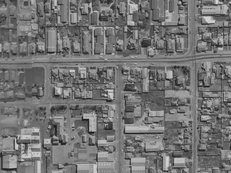 39 Saxon Street from the air, 1970-1974