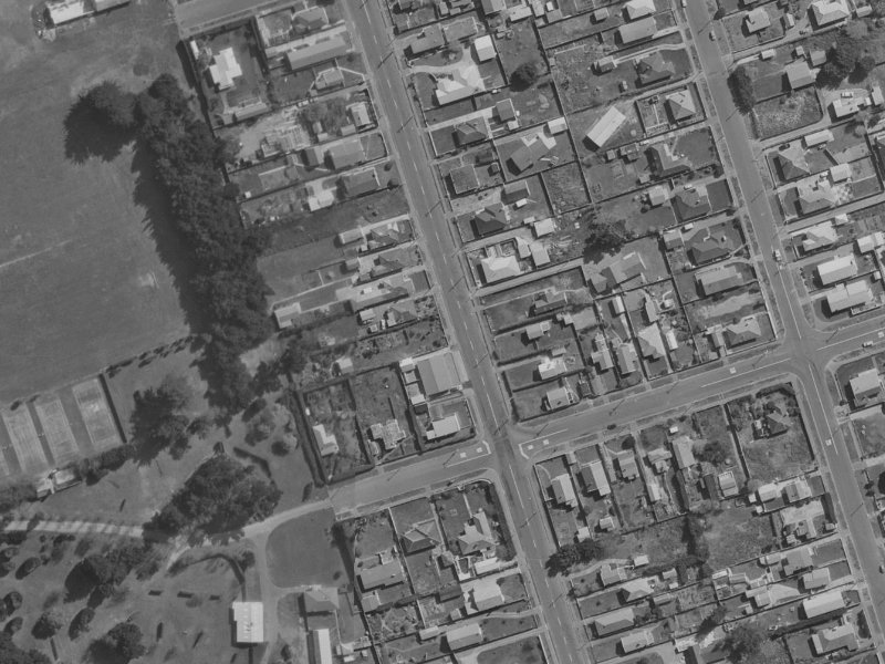 320A Estuary Road from the air, 1970-1974