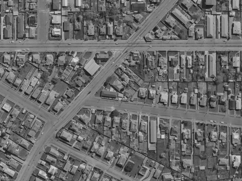 5 Wellington Street from the air, 1970-1974