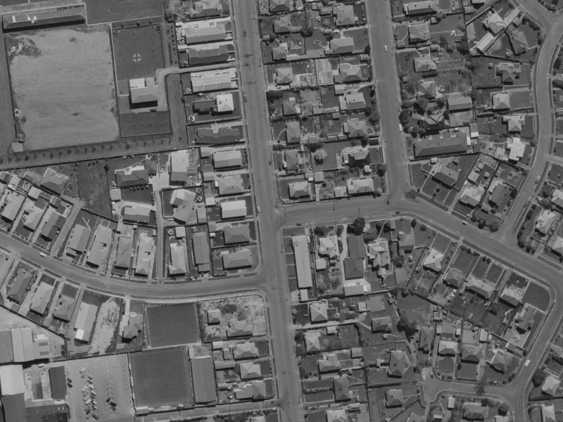 162 Peverel Street from the air, 1970-1974