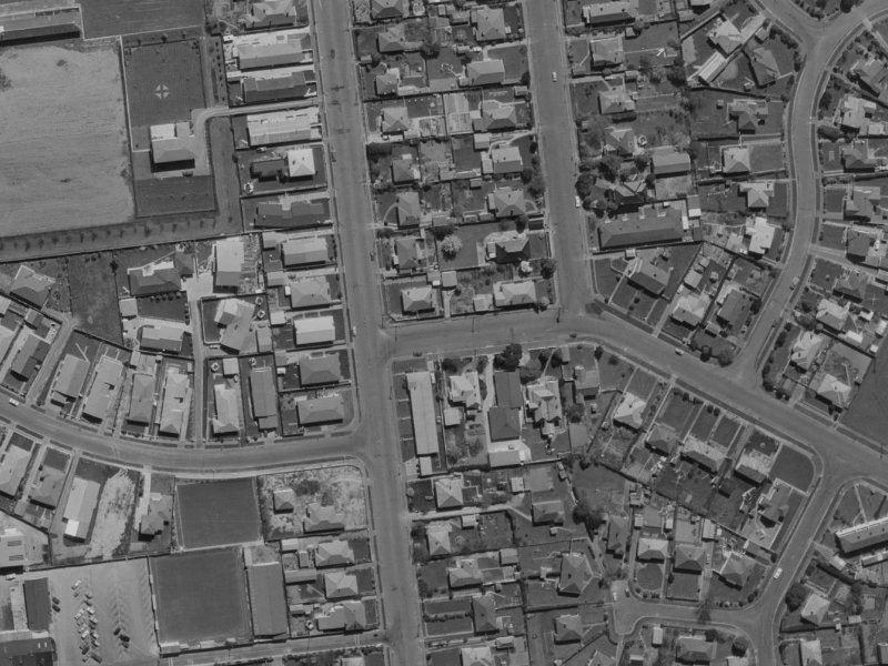 165A Peverel Street from the air, 1970-1974