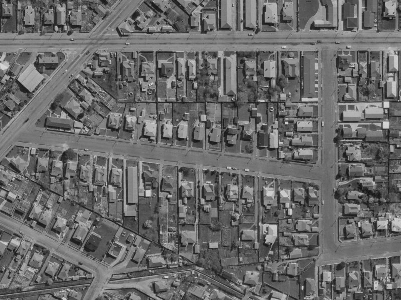 35 Wellington Street from the air, 1970-1974