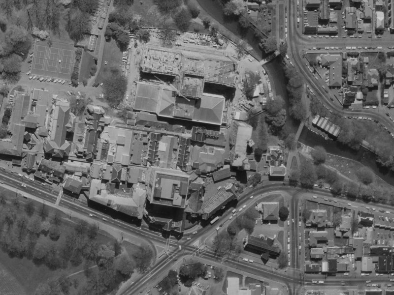 1 Rolleston Avenue from the air, 1970-1974