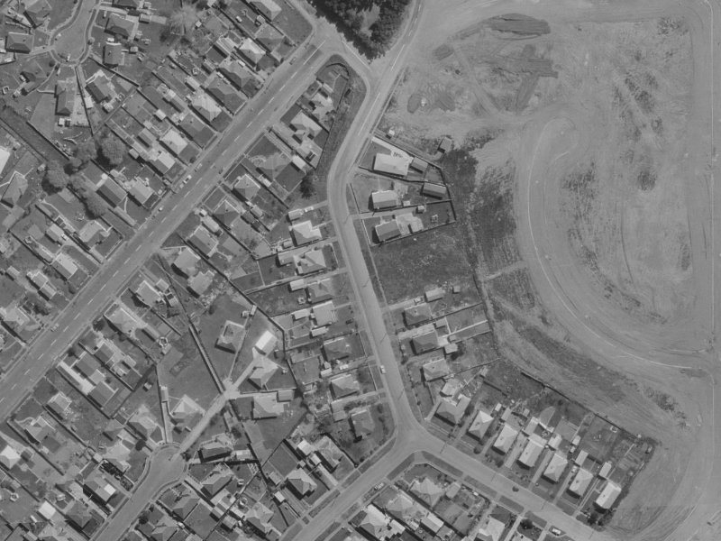 43-59 McGregors Road from the air, 1970-1974