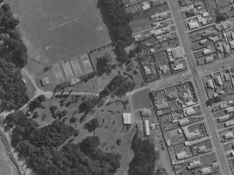 59 Halsey Street from the air, 1970-1974