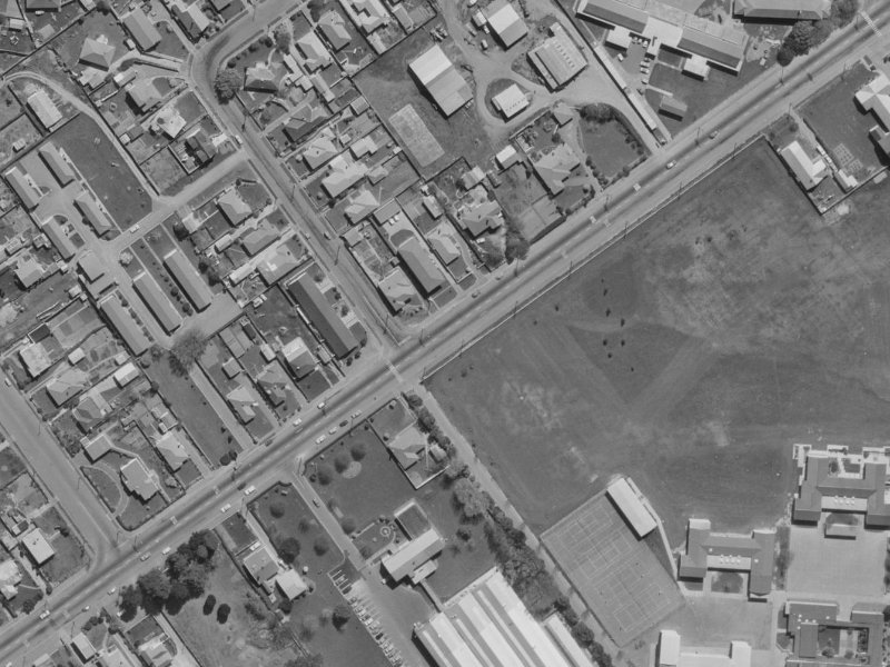 82-78 Main South Road from the air, 1970-1974