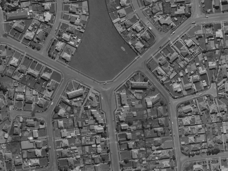122-132 Peverel Street from the air, 1970-1974