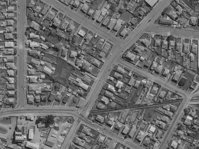 141A Olliviers Road from the air, 1970-1974