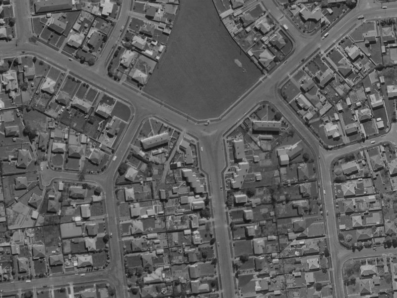 137 Peverel Street from the air, 1970-1974