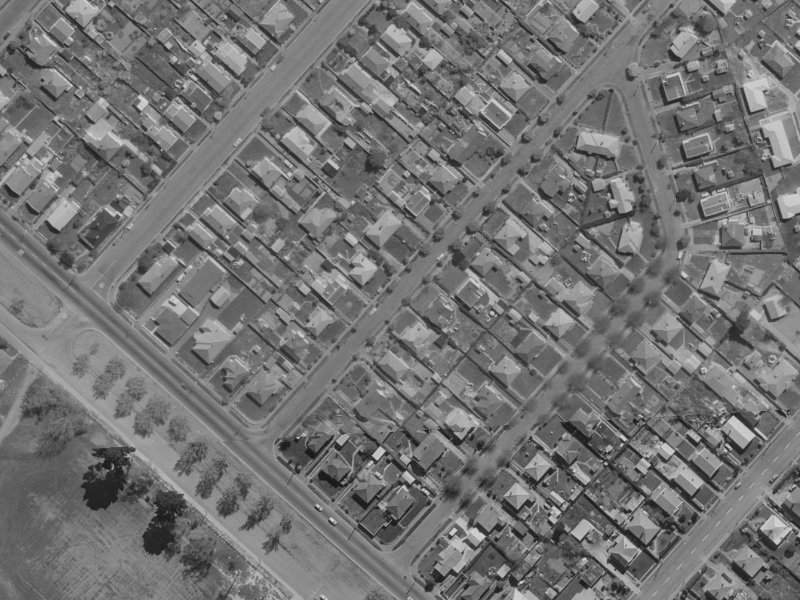 10 Jollie Street from the air, 1970-1974