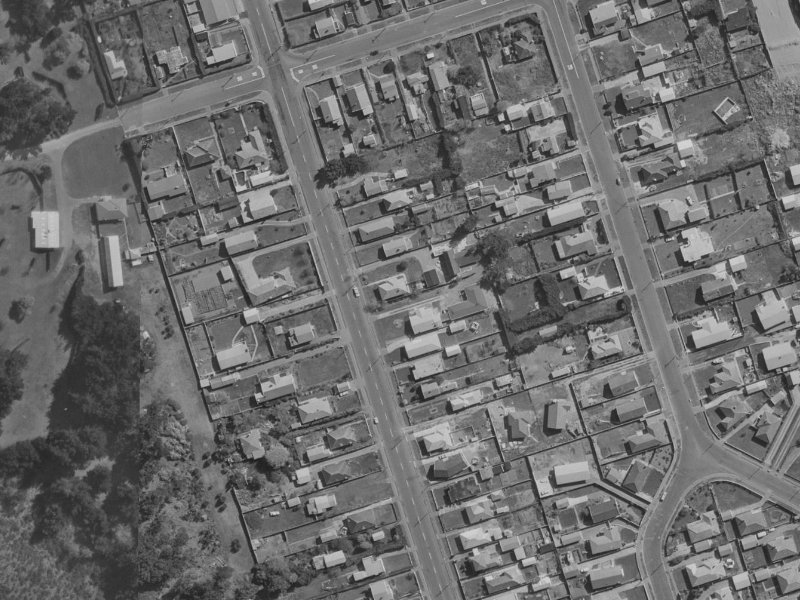 351 Estuary Road from the air, 1970-1974