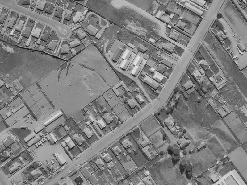 120 Middlepark Road from the air, 1970-1974