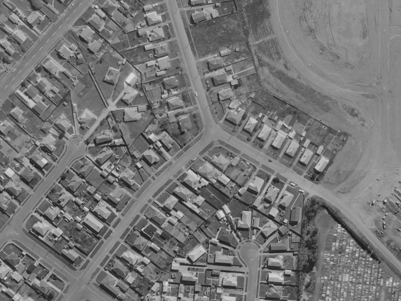46 McGregors Road from the air, 1970-1974