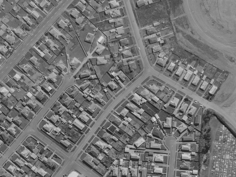 37 McGregors Road from the air, 1970-1974
