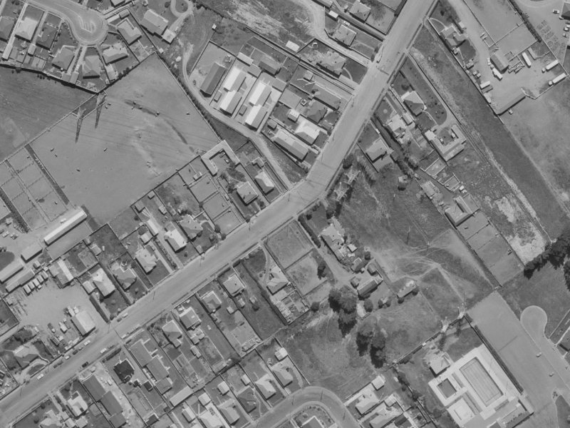 95 Middlepark Road from the air, 1970-1974