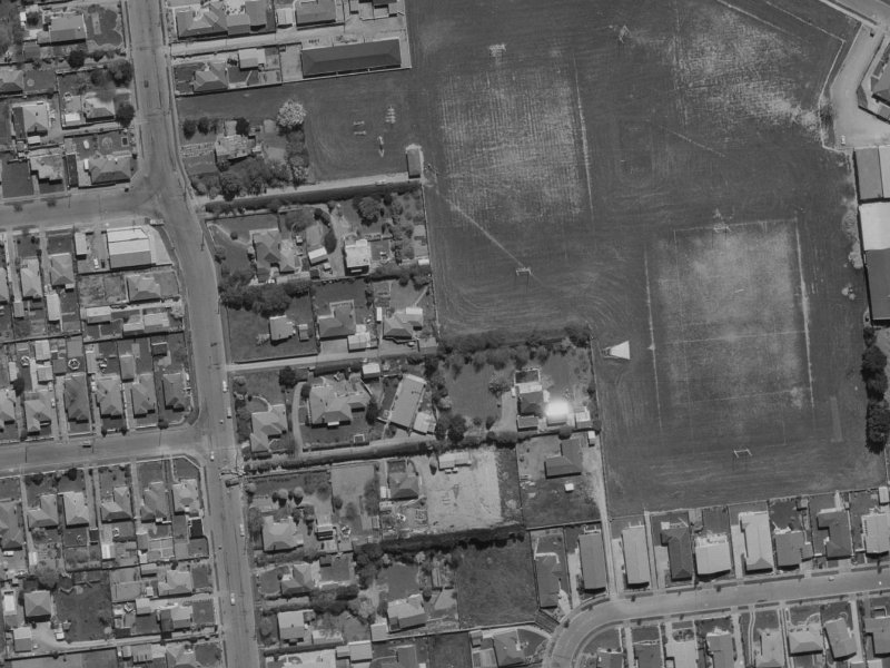 61 Middleton Road from the air, 1970-1974