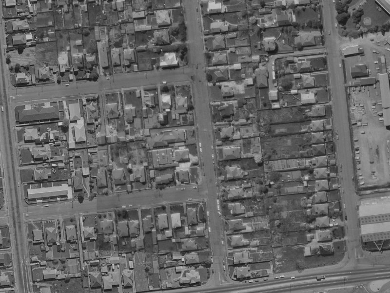 25 Picton Avenue from the air, 1970-1974