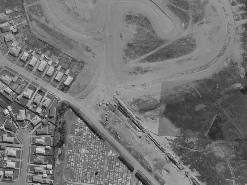 4 Kawau Crescent from the air, 1970-1974