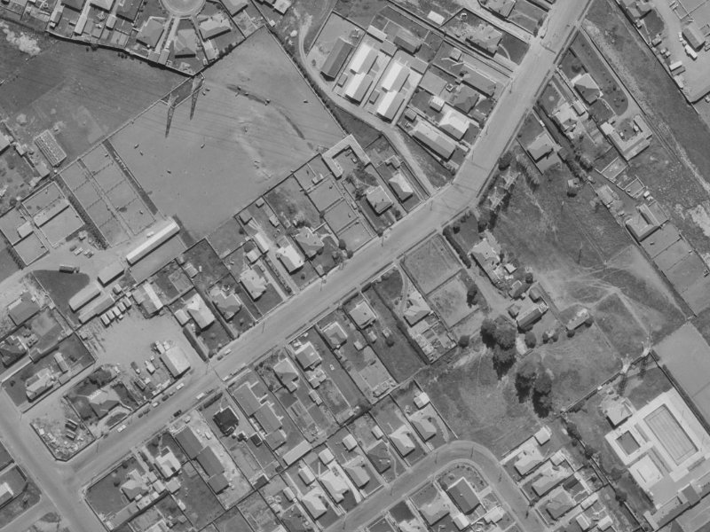 122 Middlepark Road from the air, 1970-1974