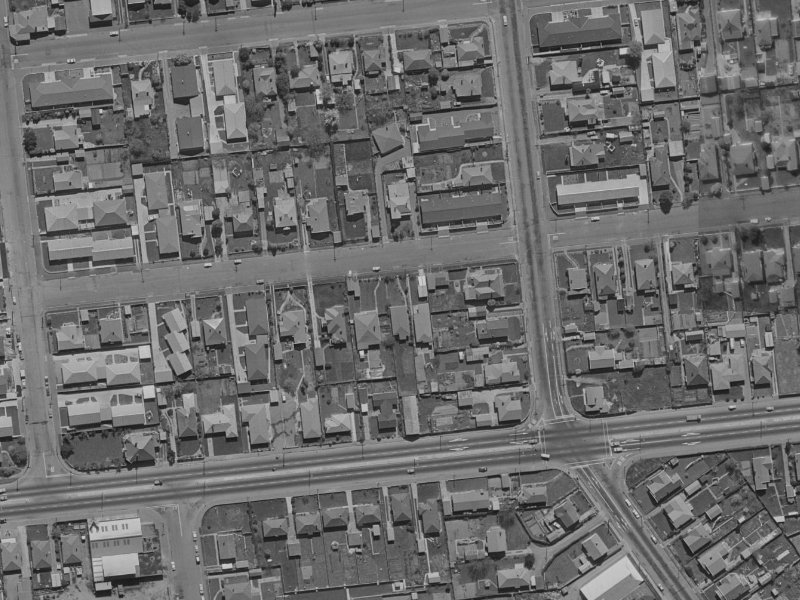 29 Lyndon Street from the air, 1970-1974