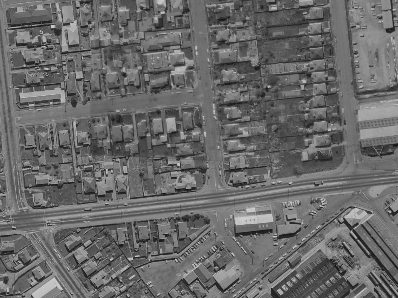 19 Picton Avenue from the air, 1970-1974