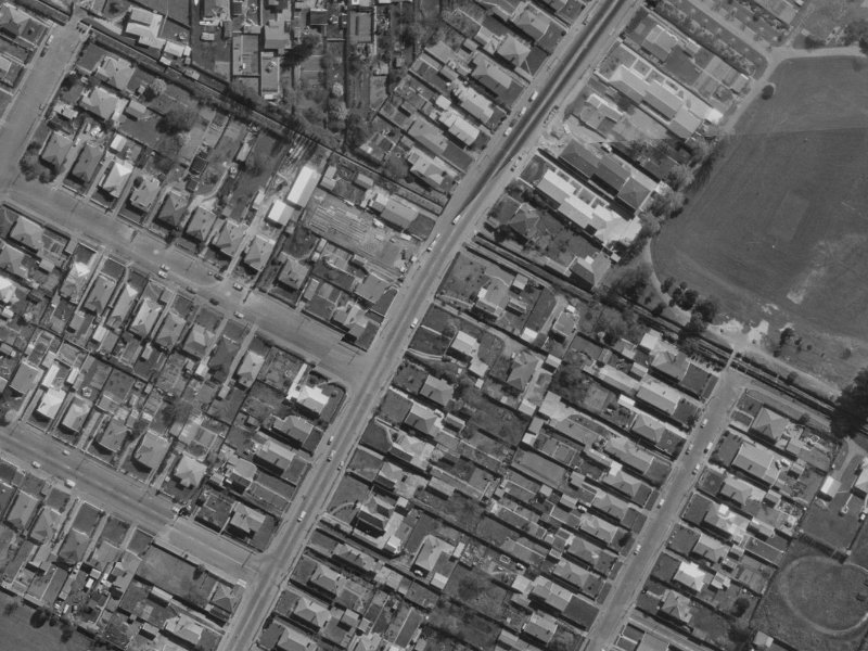 112 Aldwins Road from the air, 1970-1974