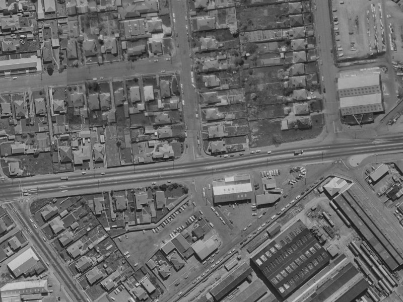 14 Picton Avenue from the air, 1970-1974