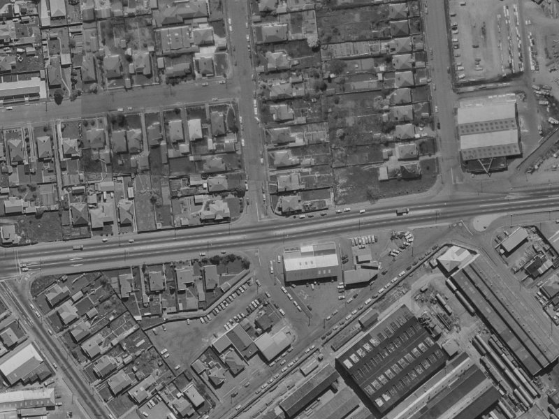 14 Picton Avenue from the air, 1970-1974