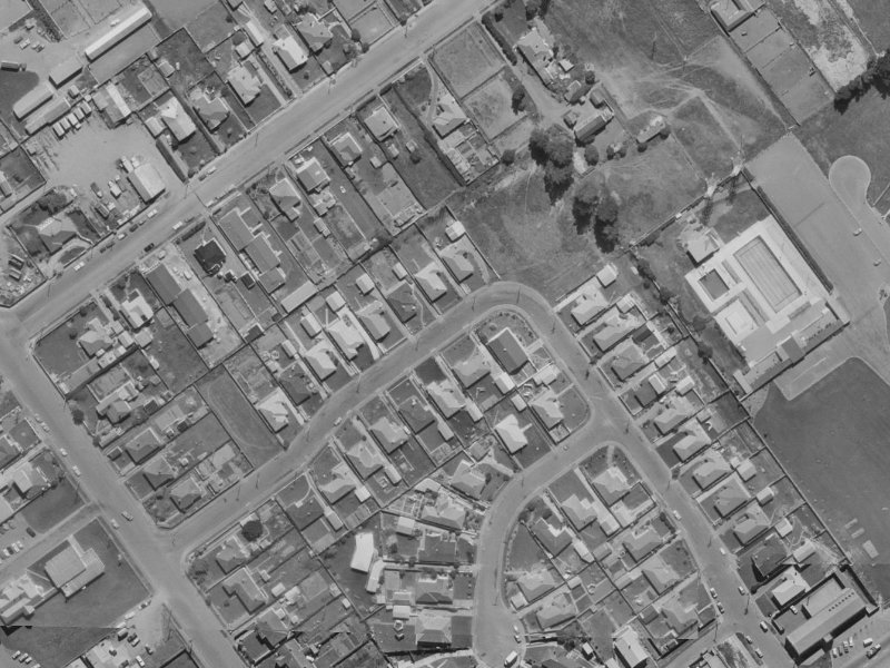 34 Greenhurst Street from the air, 1970-1974