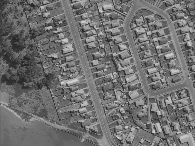 391 Estuary Road from the air, 1970-1974