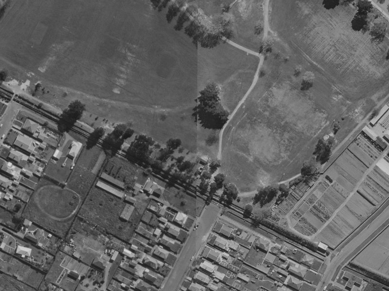 8–20 Bonar Place from the air, 1970-1974