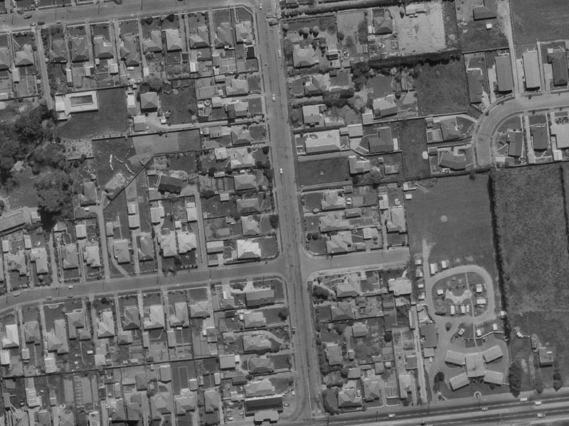 85 Middleton Road from the air, 1970-1974