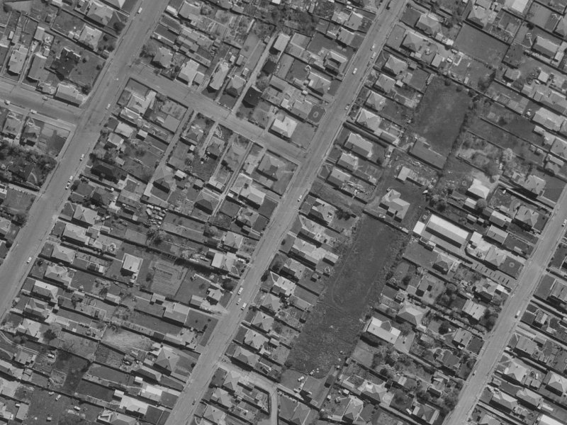 68A Olliviers Road from the air, 1970-1974