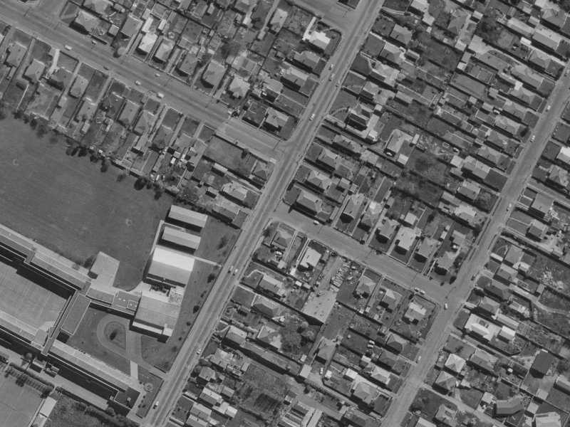 86 Aldwins Road from the air, 1970-1974