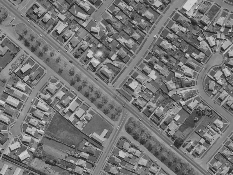 2 McGregors Road from the air, 1970-1974