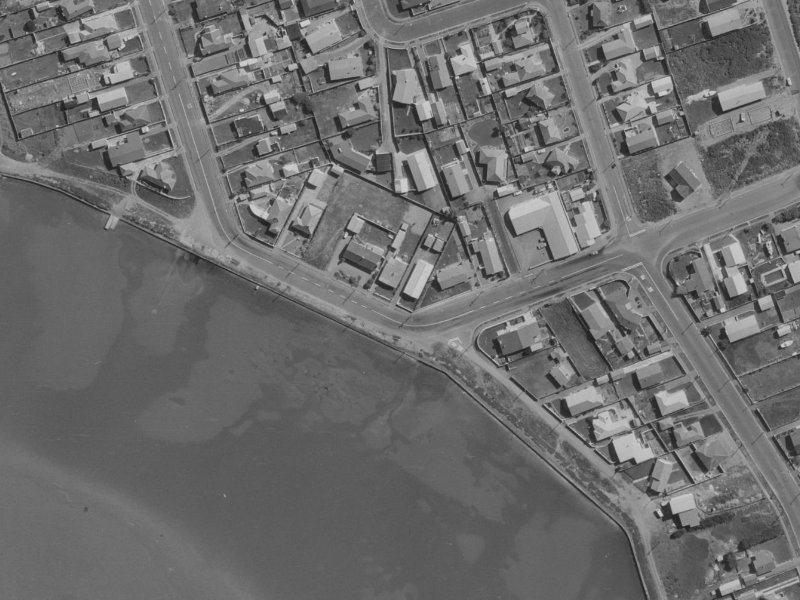 17 Ebbtide Street from the air, 1970-1974