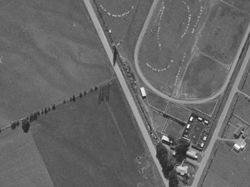 146–254 Barters Road from the air, 1970-1974