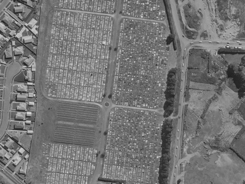 55 Keighleys Road from the air, 1970-1974