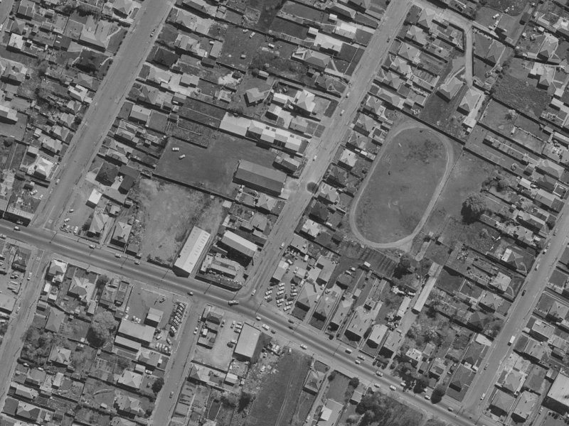 9 Olliviers Road from the air, 1970-1974