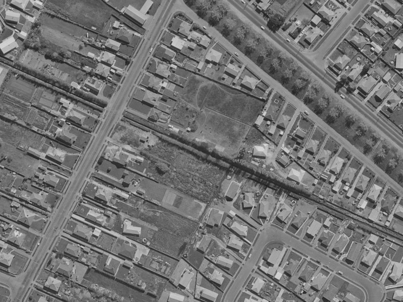 8 Ferndown Lane from the air, 1970-1974
