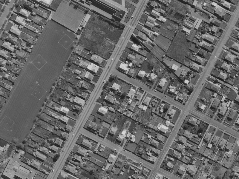 48 Aldwins Road from the air, 1970-1974
