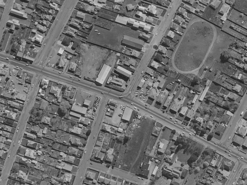3 Olliviers Road from the air, 1970-1974