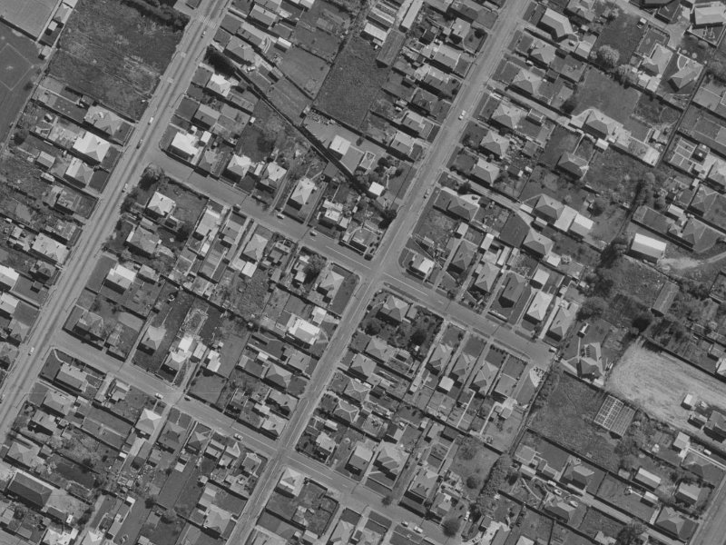 17-27 Bass Street from the air, 1970-1974