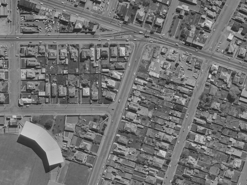462 Wilsons Road North from the air, 1970-1974