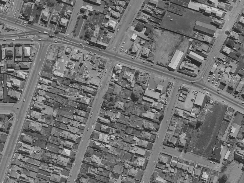 6/112 Barbour Street from the air, 1970-1974