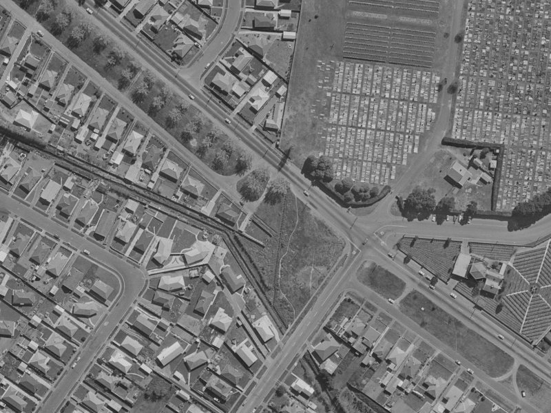 476–558 Linwood Avenue from the air, 1970-1974
