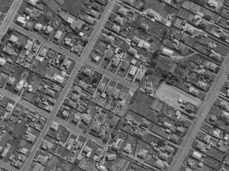 32 Bass Street from the air, 1970-1974