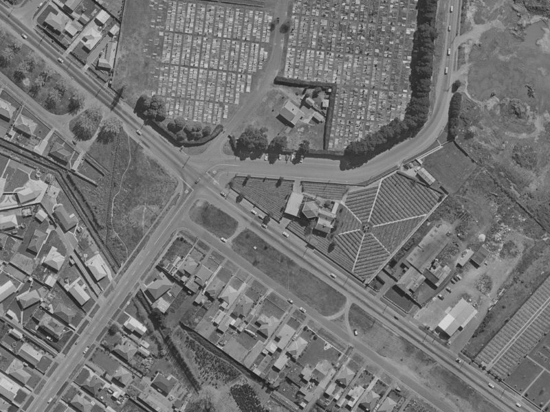 439/455 Linwood Avenue from the air, 1970-1974