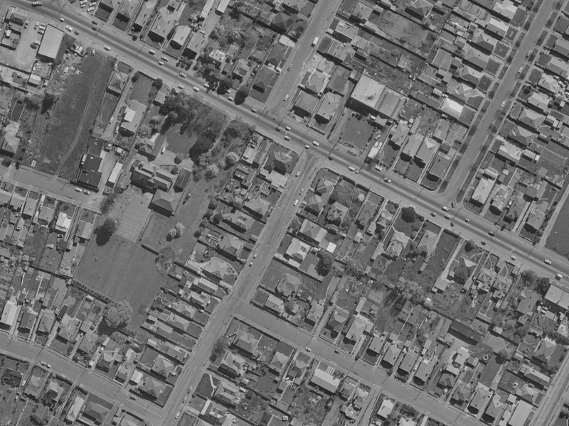 125 Osborne Street from the air, 1970-1974